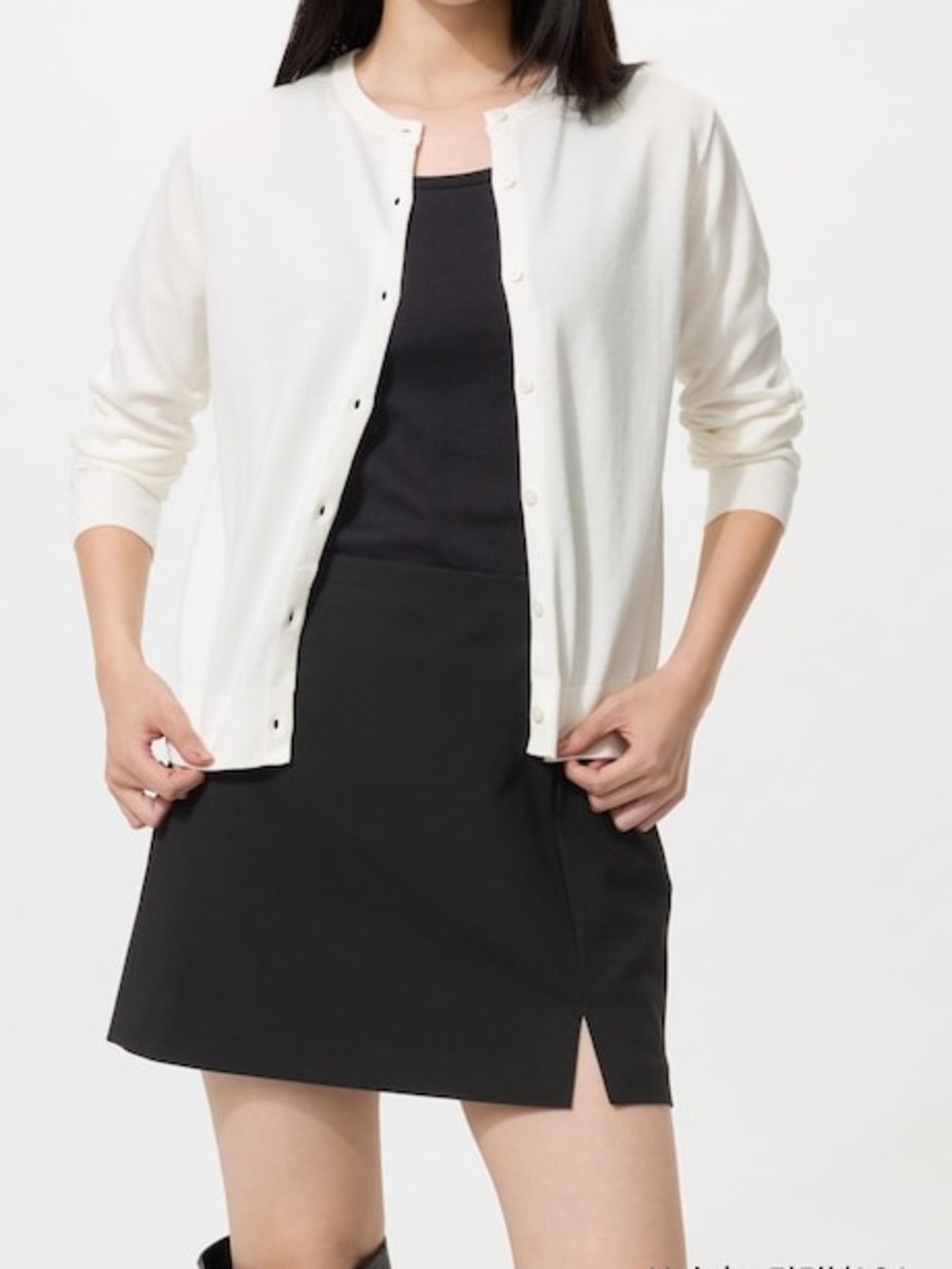 Uniqlo Women's Light V-Neck Long-Sleeve Cardigan.